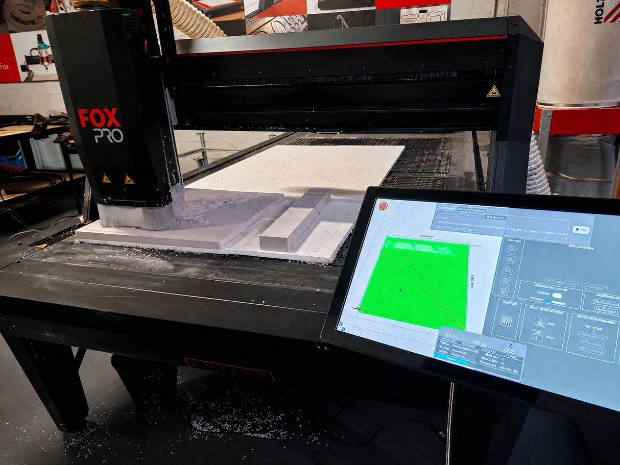 Fox PRO - Fresadora CNC profesional, Modelo Trifásico.